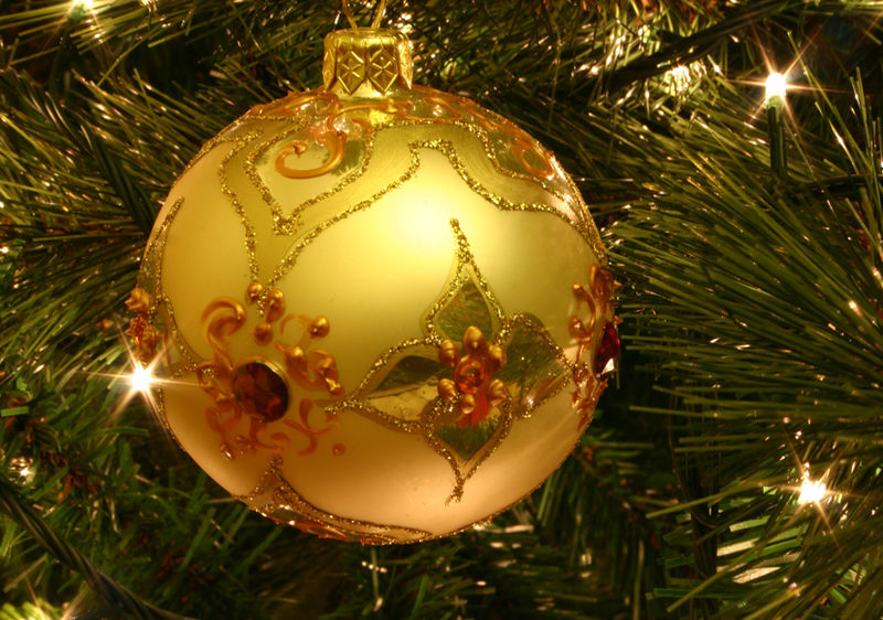 Happy Christmas Essential Oil Recipe