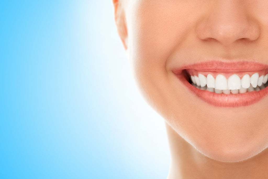 Homemade Remineralizing Toothpaste With Essential Oils - DIY