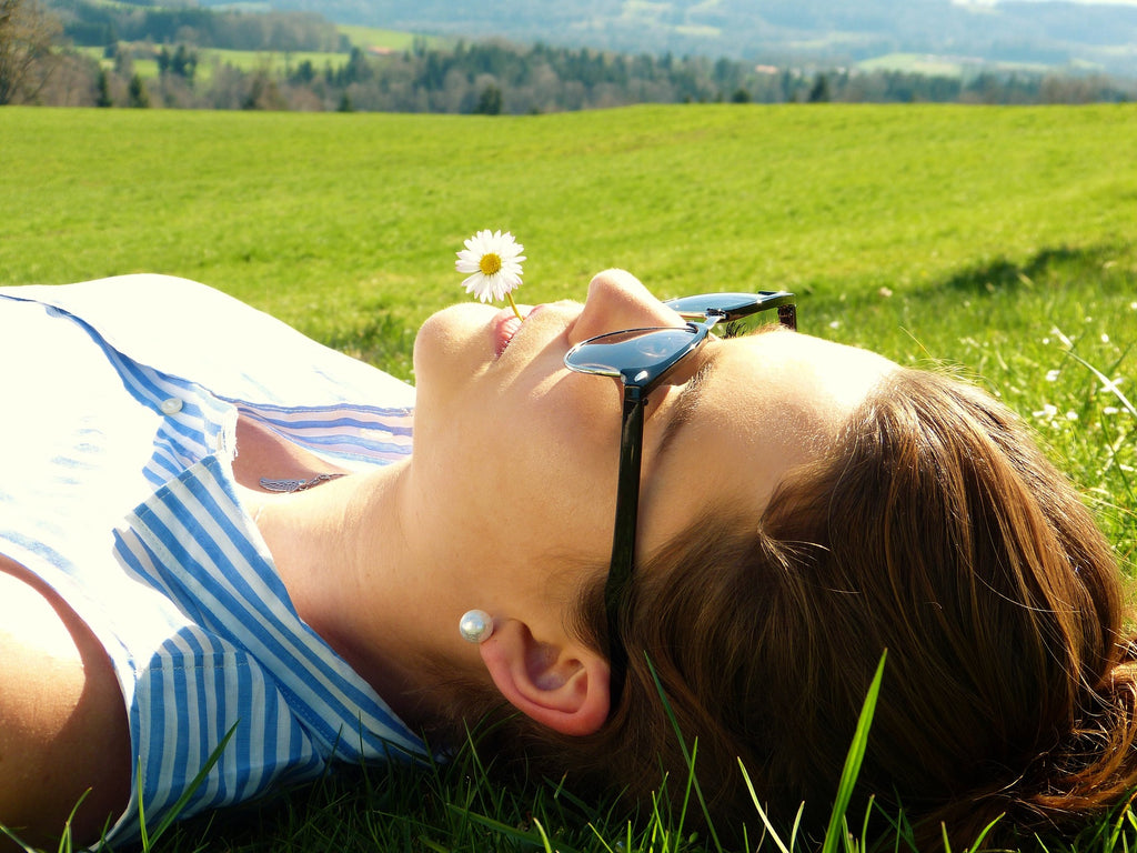 Surprising #1 Simplest & Easiest Way to Meditate Plus Research Benefits & Essential Oils to Use